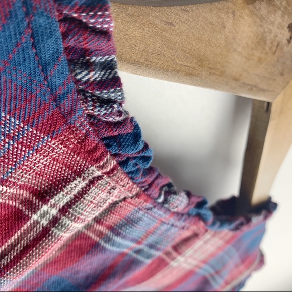 Universal Thread Sleeveless Plaid Button Blouse - Picture 7 of 8